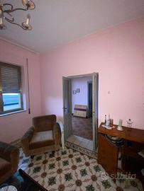 Casa campidanese con giardino