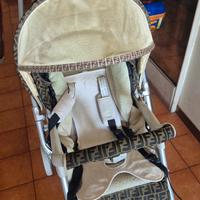 Passeggino/carrozzina Aprica/Fendi