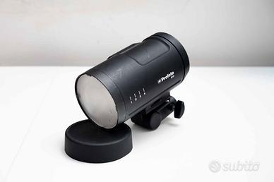 Profoto B10