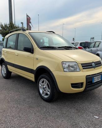 FIAT Panda 1.3 MJT 16V 4x4 Climbing