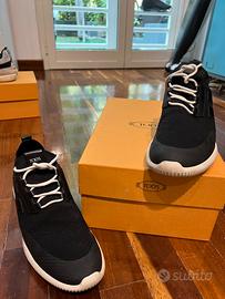 Scarpa TOD’S  taglia 8 e mezzo (42/42 e mezzo)