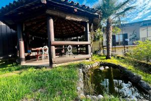 Indipendente con cortile e giardino