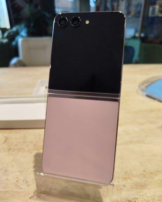 Samsung Galaxy Z Flip 5 Dual-SIM  512GB Premium 
