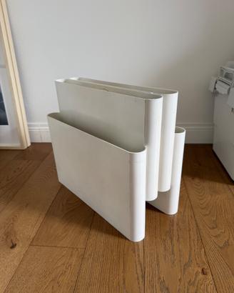 Kartell magazine rack portariviste plastica