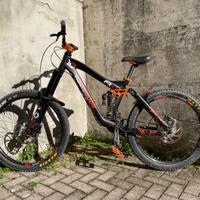 Bici da Dawnhill  DH e freeride