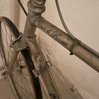 Bicicletta vintage da restaurare - tour de france