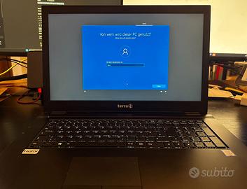 Notebook 17,3" i5 / 8 GB RAM / HDD 300 GB – Qwertz