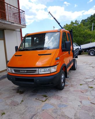 IVECO  DAILY.    7 POSTI.