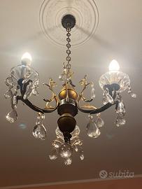 Lampadario vintage in ottone con vetri decorati