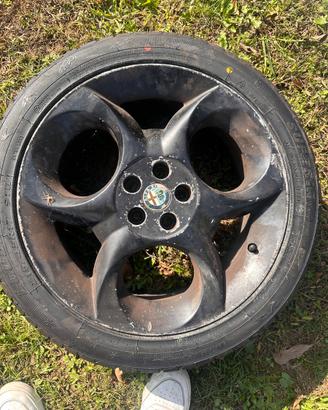 Pneumatici con cerchi inclusi 215/45 R17 91W
