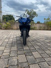 Yamaha yzf r125