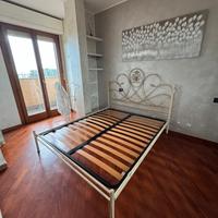 Letto Matrimoniale + Rete a Doghe