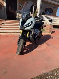 Honda X-ADV 750 - 2024