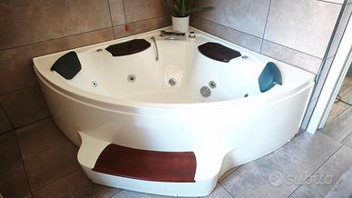 vasca idromassaggio angolare doppia