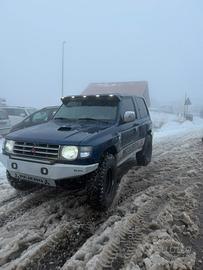 Mitsubishi pajero