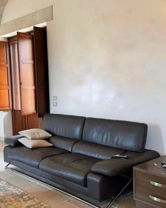 Due Divano Roche Bobois in pelle nera