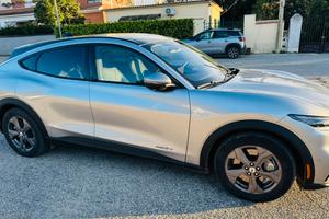 Mustang Mach -E 269 cv 75 Kw