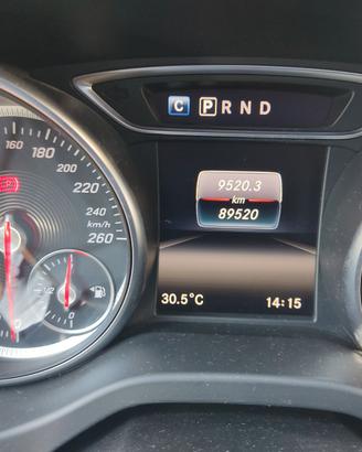 MERCEDES GLA 220d