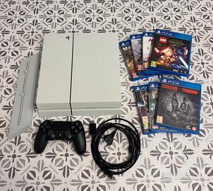 PLAY STATION 4 + CONTROLLER + GIOCHI