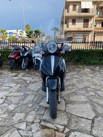 Piaggio Beverly Tourer 125
