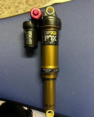 Ammortizzatore Fox, aria regolabile su 3 livelli