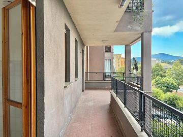 Zona Santa Lucia - 6 locali con terrazzo e balcone