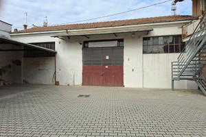 Magazzino in zona centrale