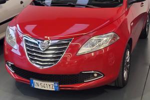 lancia ypsilon 1.3 multijet 2012