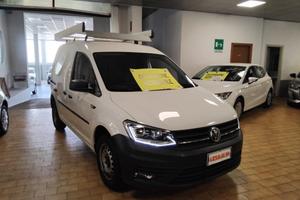 VOLKSWAGEN Caddy 2.0 TDI GANCIO TRAINO BI-XENO P