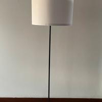 Lampada da terra di design marca Homcom