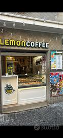 Attività commerciale via Roma Procida