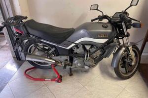 Yamaha XZ 550