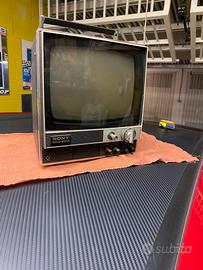 TV portatile Sony vintage