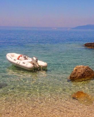 Gommone  4mt, Motore Honda 20CV e carrello Ellebi
