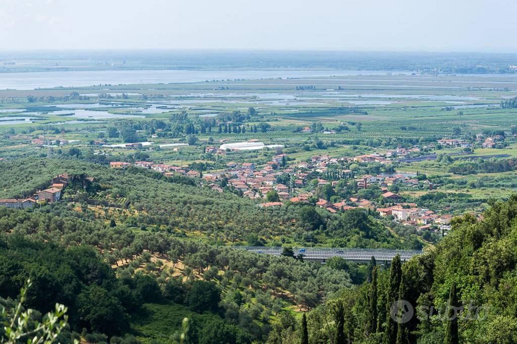 Rustico / Casale di 260 m² con più di 5 locali a M - Vista 4