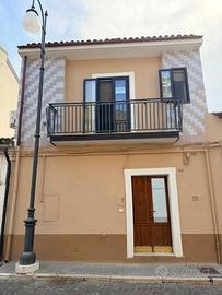 APPARTAMENTO E GARAGE a Forenza