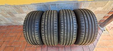 Gomme 225x45z R18 Nokian Tyres Powerproof