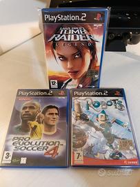 Set 3 giochi PlayStation 2 Tomb Raider+PES 4+ROBOT