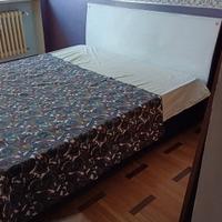 letto con doghe e con cassettone porta oggetti