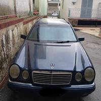 Ricambi per Mercedes classe e 2500