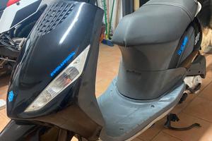 Piaggio Zip 50
