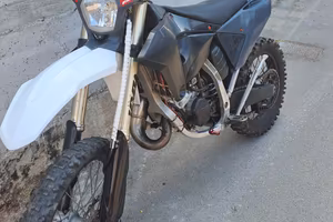 Fantic XE 125 2T targato
