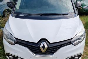 Renault Scenic Sport Edition dci motore R9NA4 anno