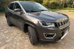 Jeep Compass Limited colore Grigio Grafite