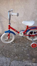 Bici con ruote laterali 