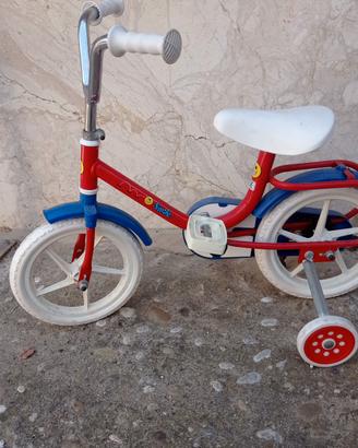 Bici con ruote laterali 