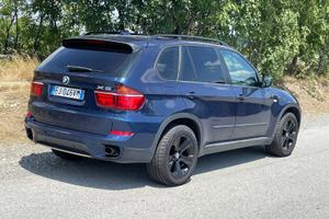 Bmw x5 (e70) - 2011