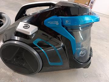 Aspirapolvere Hoover Power 700