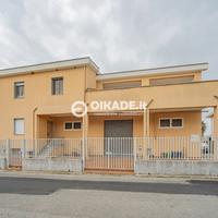 Barrali - Ampio Locale Commerciale