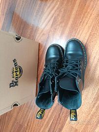 Dr. Martens Modello Jadon